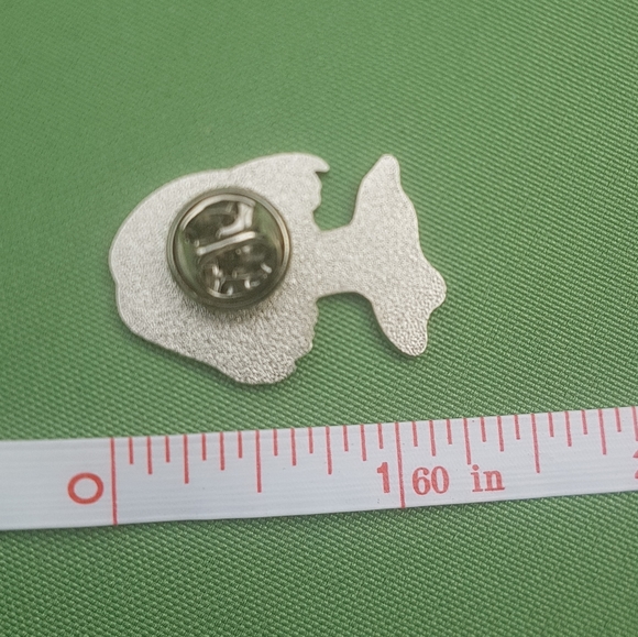 💜 Sailor Saturn Hotaru Tomoe Pin - Picture 4 of 5